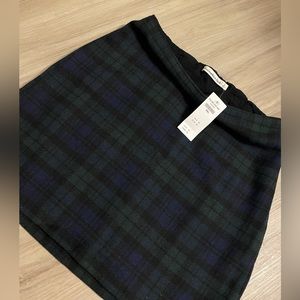 Abercrombie & Fitch New Plaid Skirt (Tags still on)